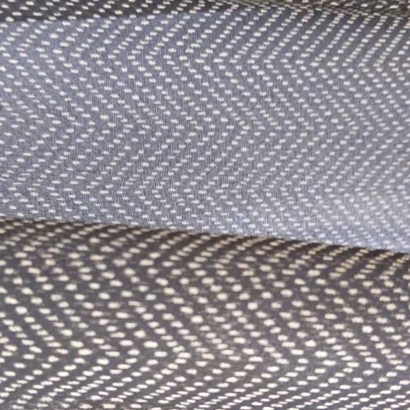 Laura Ashley scarf - Picture 4 of 4